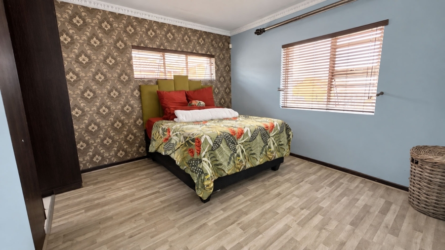 3 Bedroom Property for Sale in Bluewater Bay Eastern Cape